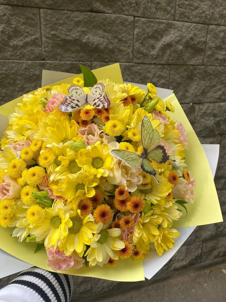 Bunch of chrysanthemums | ծաղիկներ, ծաղկեպսակներ, բույսեր Երևան