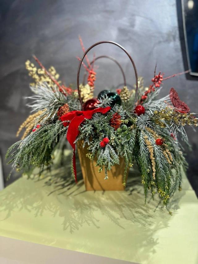 Christmas composition | ծաղիկներ, ծաղկեպսակներ, բույսեր - առաքում Երևան