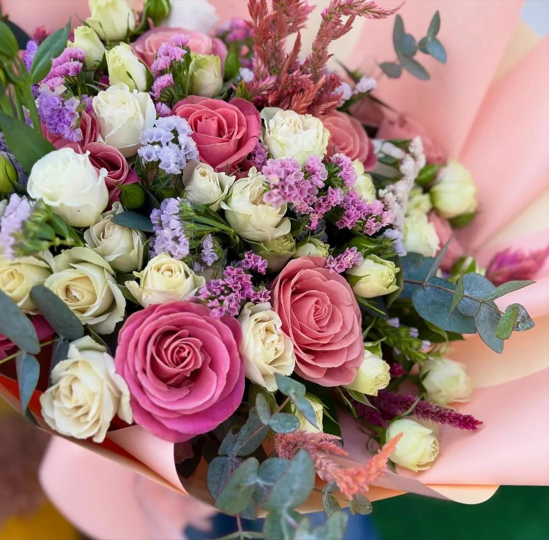 Bunch "Mix of Roses" | ծաղիկներ, ծաղկեպսակներ, բույսեր Երևան