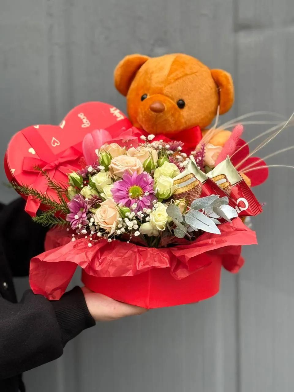 Տուփ “միքս” | ծաղիկներ, ծաղկեպսակներ, բույսեր Երևան