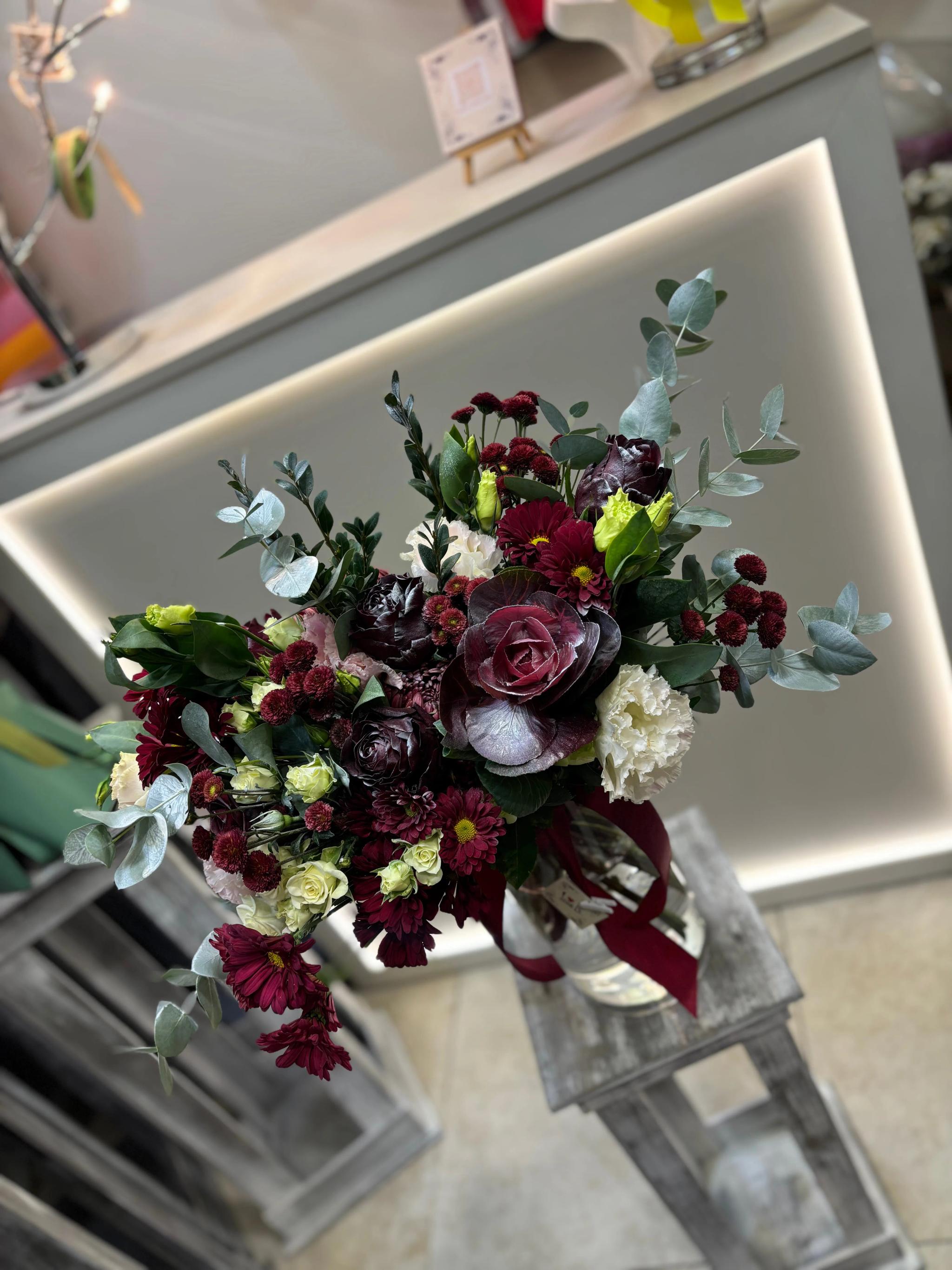 Festive bunch | ծաղիկներ, ծաղկեպսակներ, բույսեր Երևան Festive bunch | ծաղիկներ, ծաղկեպսակներ, բույսեր Երևան