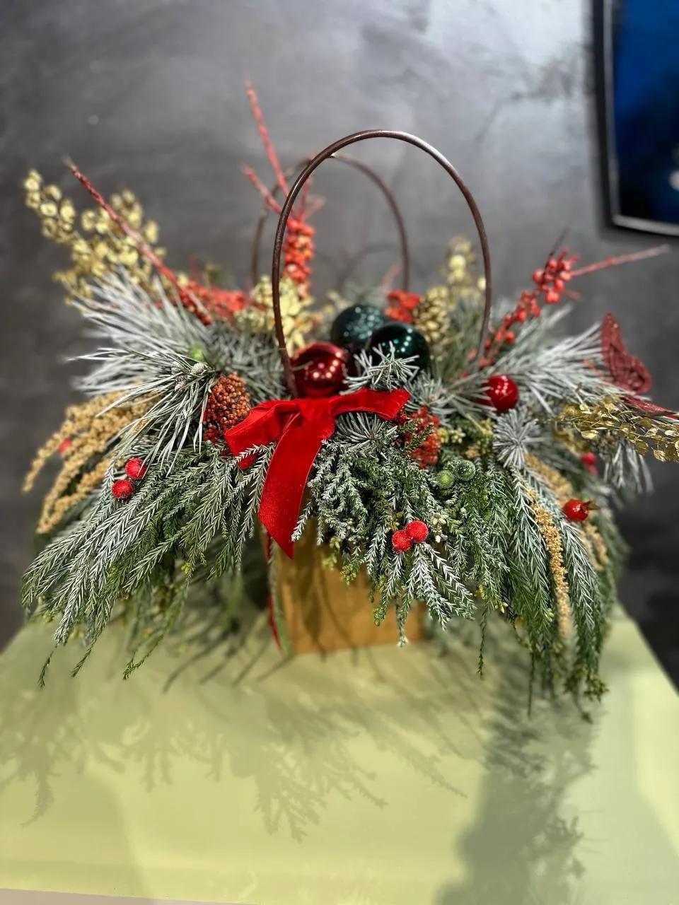 Christmas composition | ծաղիկներ, ծաղկեպսակներ, բույսեր Երևան Christmas composition | ծաղիկներ, ծաղկեպսակներ, բույսեր Երևան