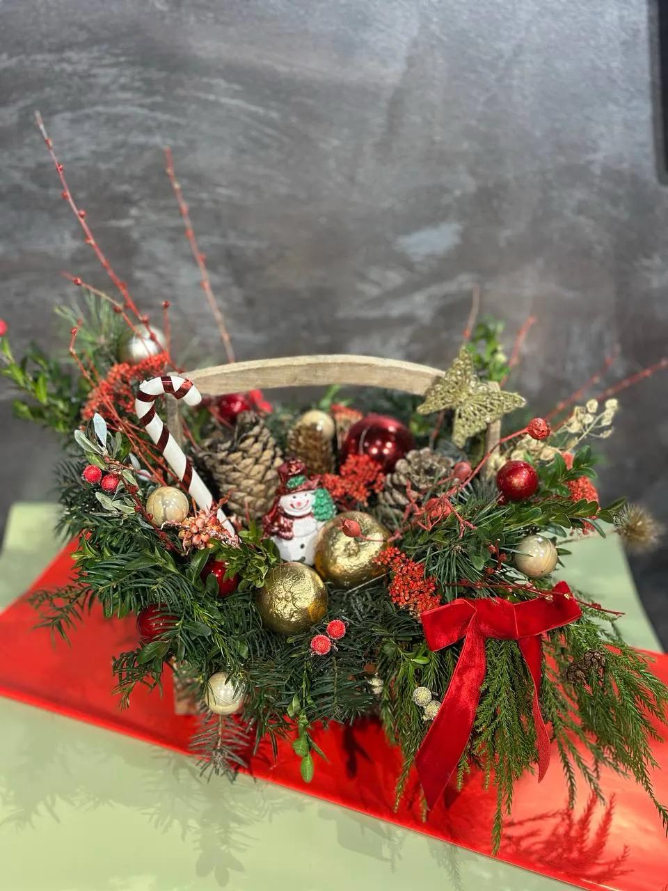 Creative Christmas composition | ծաղիկներ, ծաղկեպսակներ, բույսեր Երևան Creative Christmas composition | ծաղիկներ, ծաղկեպսակներ, բույսեր Երևան