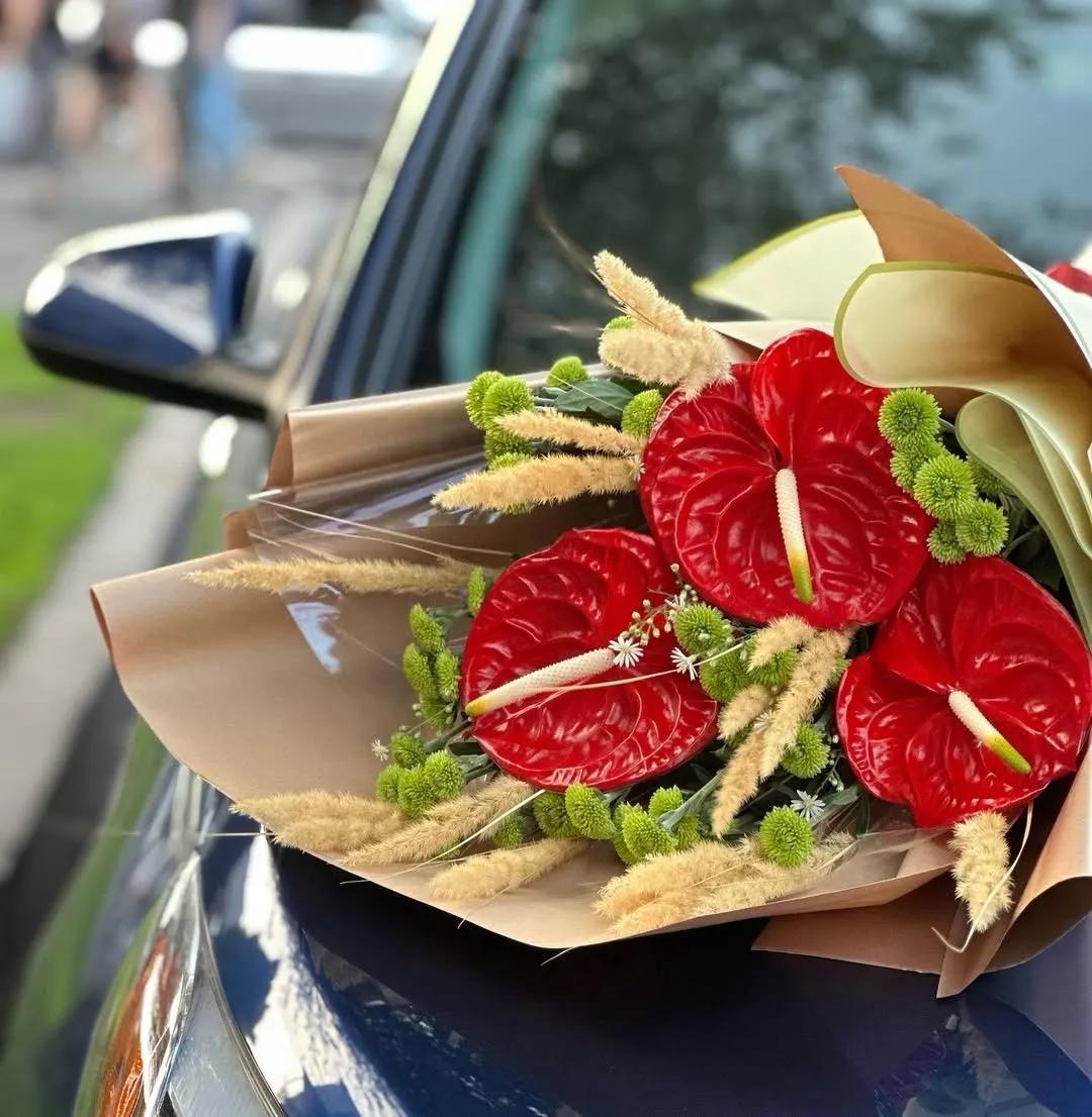 A bunch of anthuriums | ծաղիկներ, ծաղկեպսակներ, բույսեր Երևան A bunch of anthuriums | ծաղիկներ, ծաղկեպսակներ, բույսեր Երևան