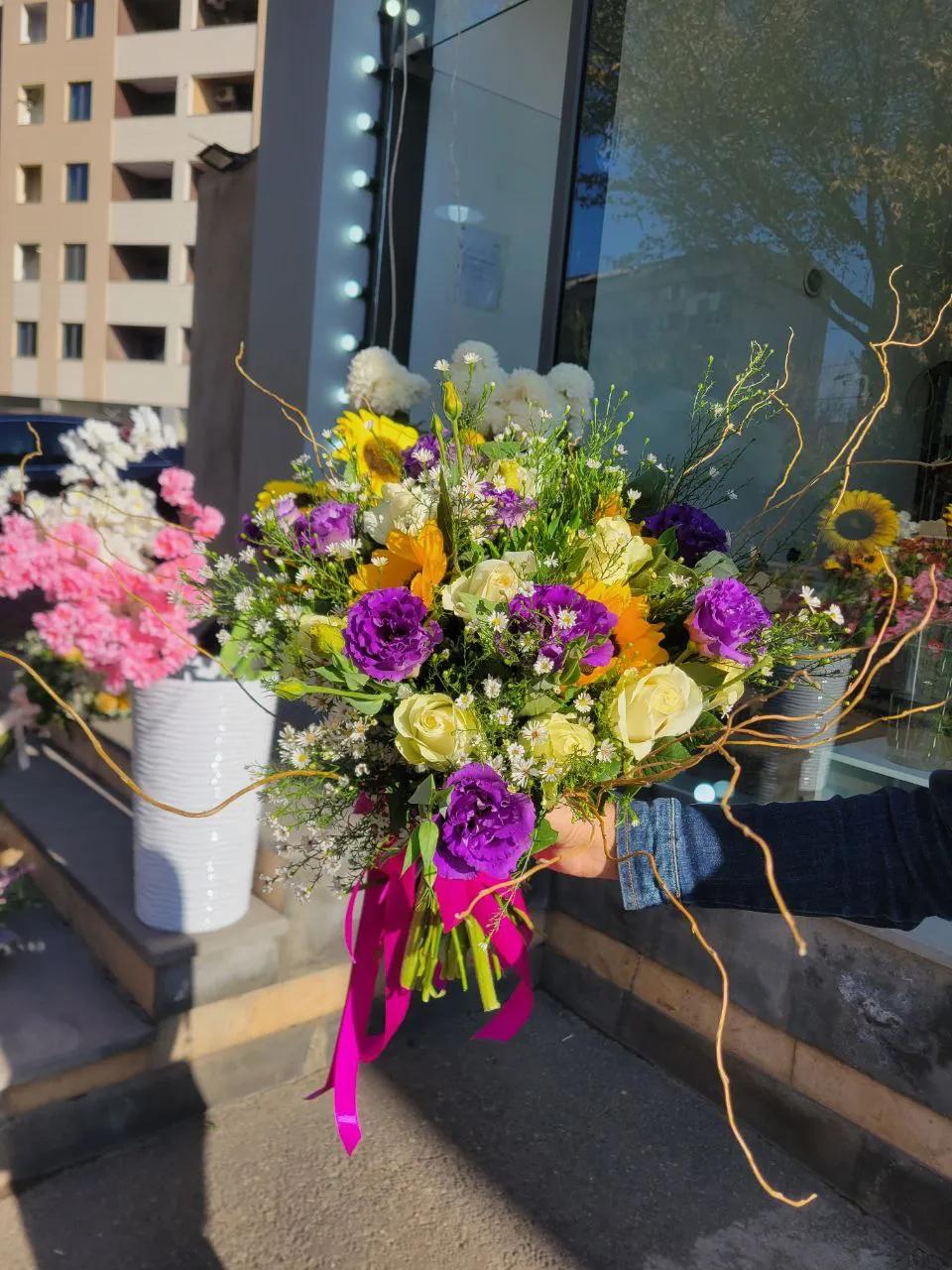 Creative bouquet | ծաղիկներ, ծաղկեպսակներ, բույսեր - առաքում Երևան Creative bouquet | ծաղիկներ, ծաղկեպսակներ, բույսեր - առաքում Երևան