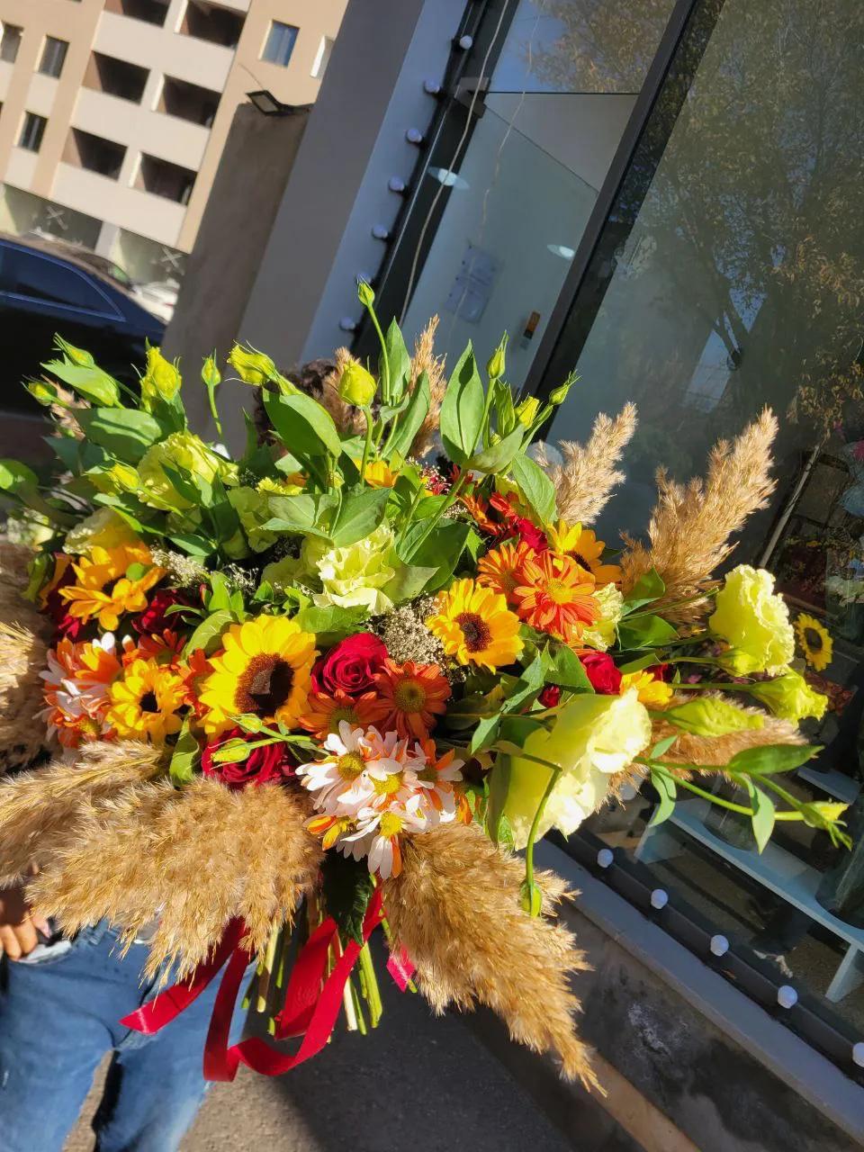 Creative bouquet | ծաղիկներ, ծաղկեպսակներ, բույսեր Երևան Creative bouquet | ծաղիկներ, ծաղկեպսակներ, բույսեր Երևան