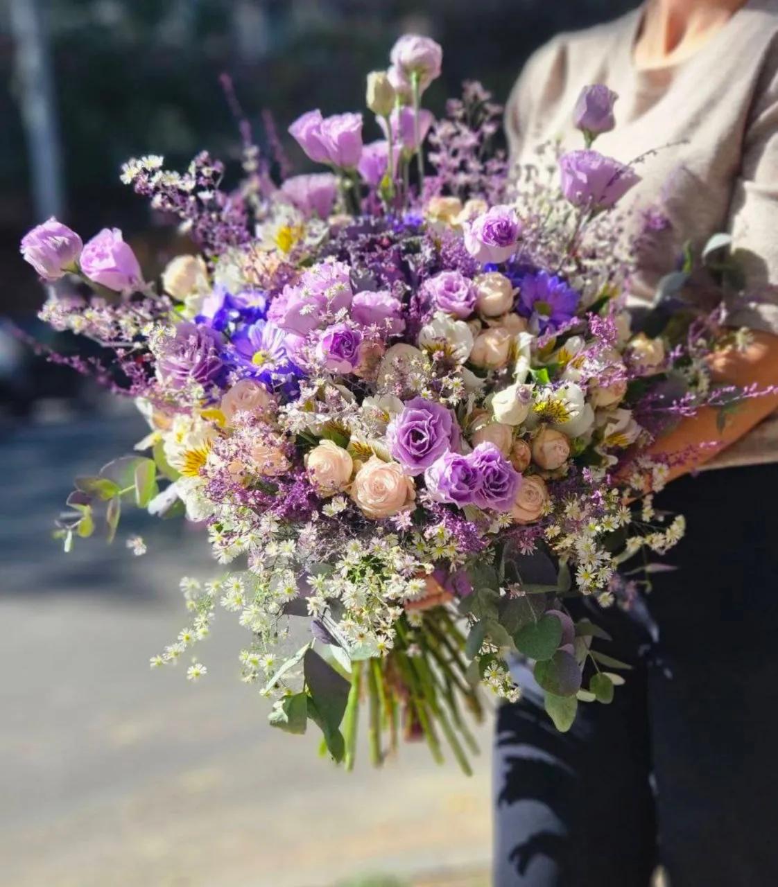 Creative bouquet | ծաղիկներ, ծաղկեպսակներ, բույսեր - առաքում Երևան Creative bouquet | ծաղիկներ, ծաղկեպսակներ, բույսեր - առաքում Երևան
