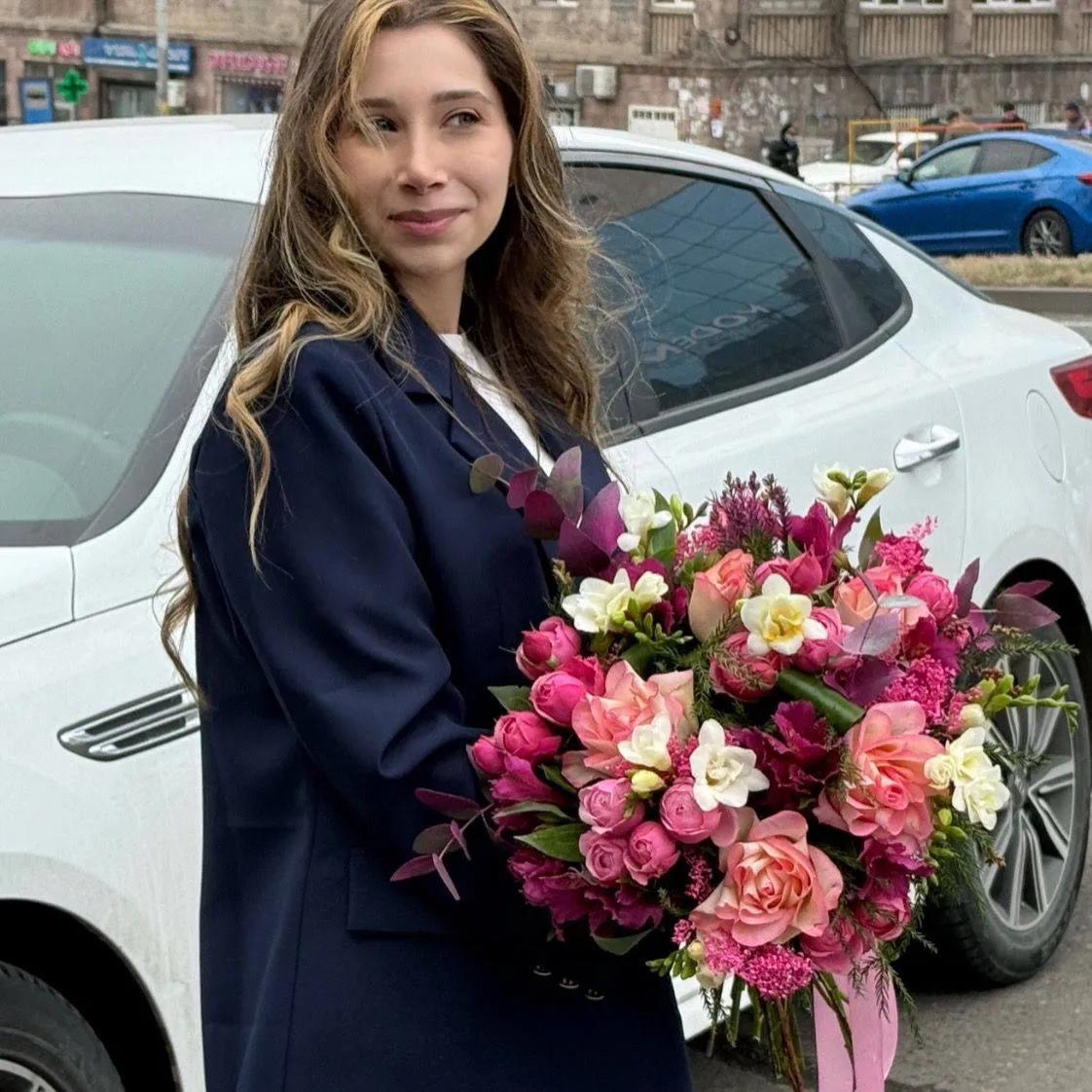 Creative bouquet | ծաղիկներ, ծաղկեպսակներ, բույսեր Երևան Creative bouquet | ծաղիկներ, ծաղկեպսակներ, բույսեր Երևան